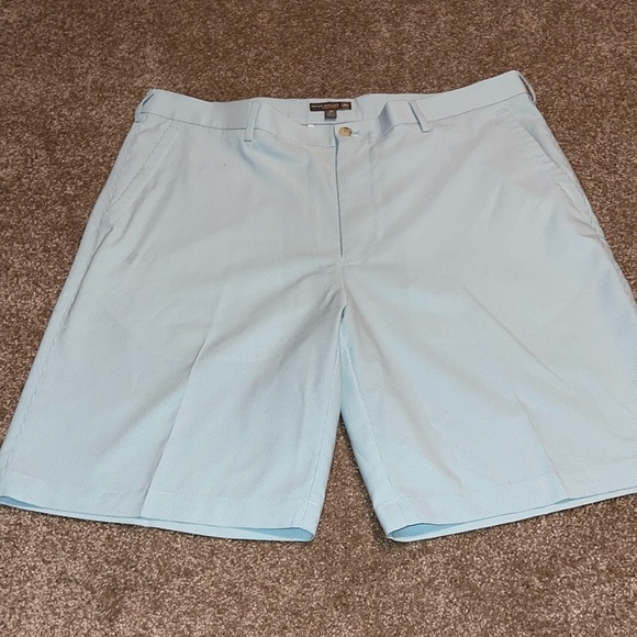 Peter Millar Shorts - size 38. Q - Picture 1 of 5